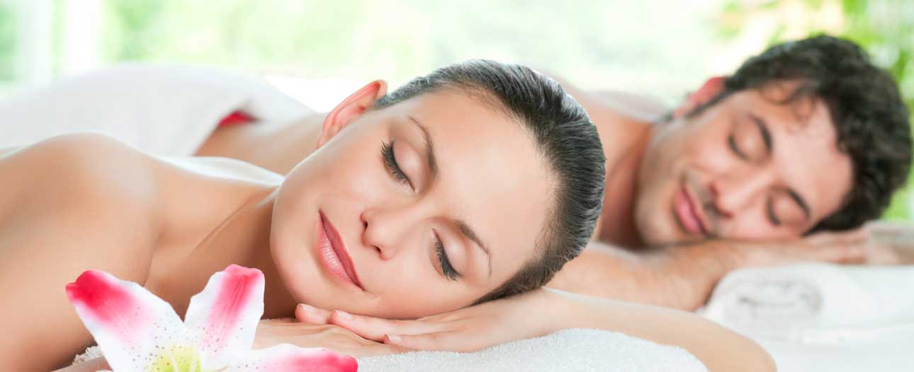 Fürsorgliche Liebkosung: Fördern Sie Ihr Wohlbefinden mit einer Heilmassage